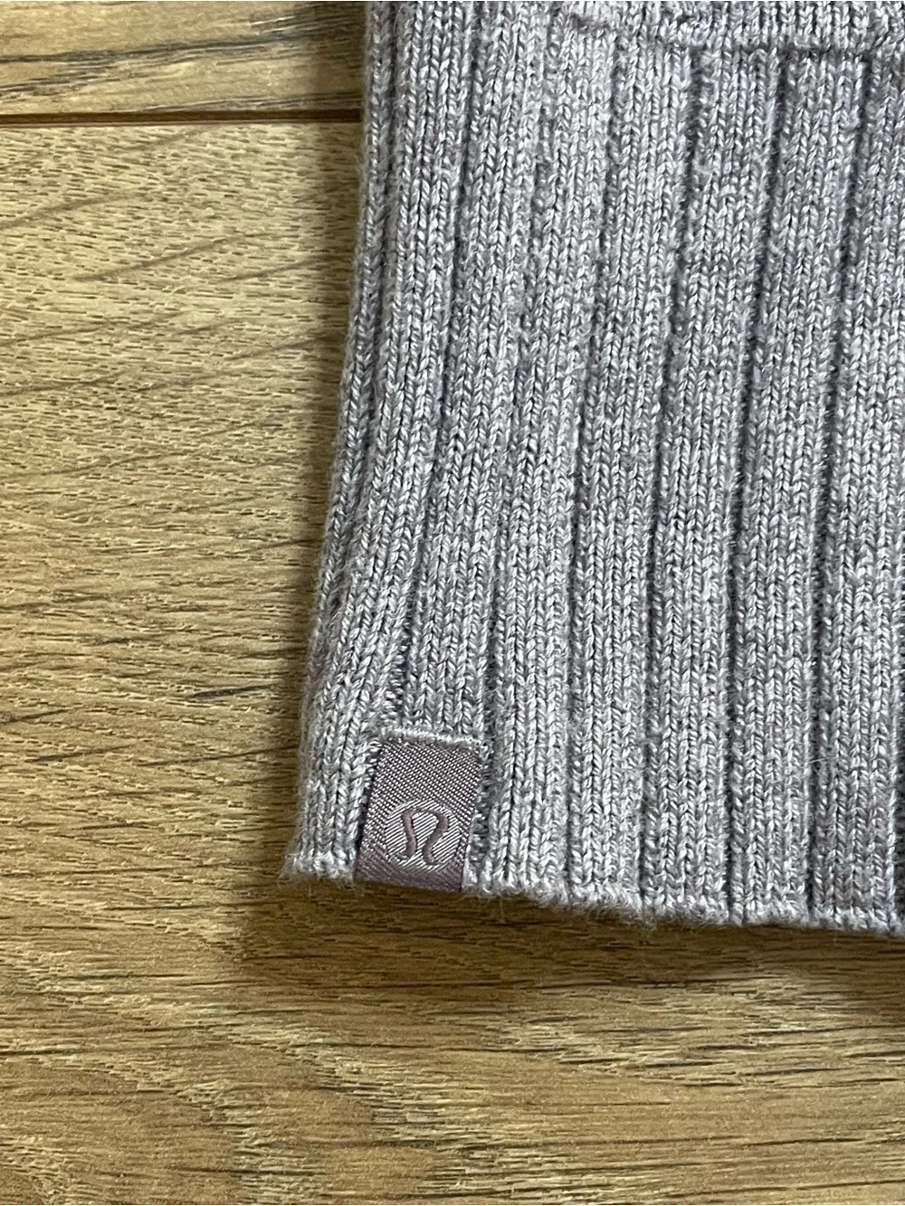 Lululemon Still Lotus Sweater *Reversible size 6